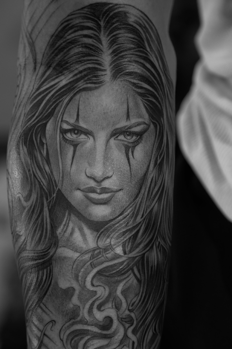 Finished-girl-with-scared-heart-tattoo